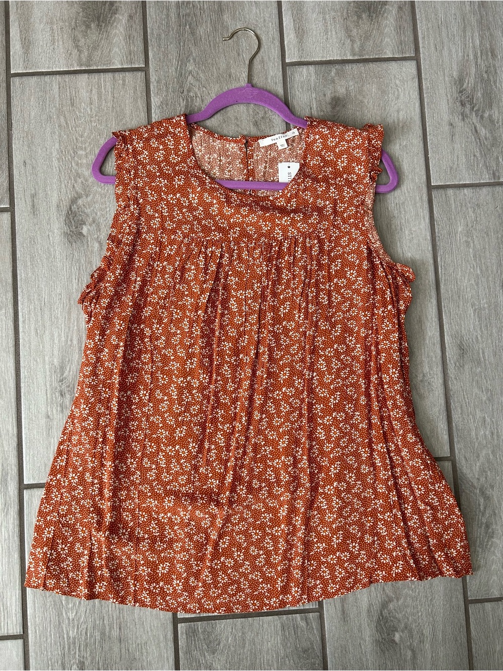 fun 2 fun Rust Floral Sleeveless Blouse